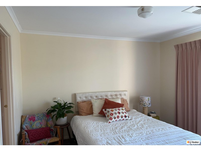 17 Maesbury Circuit, Sturt SA 5047