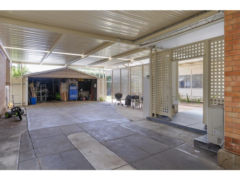 13 Raymond Grove, Warradale SA 5046