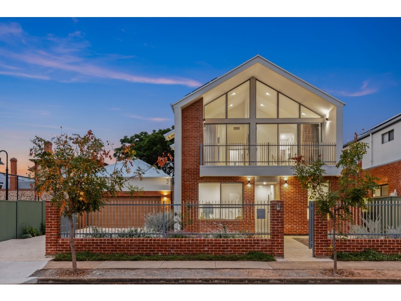 5 Duncan Avenue, Park Holme SA 5043