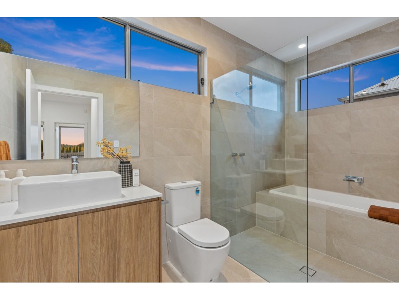 5 Duncan Avenue, Park Holme SA 5043