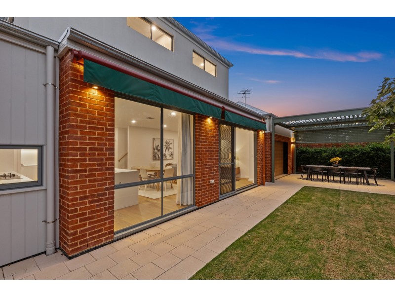 5 Duncan Avenue, Park Holme SA 5043