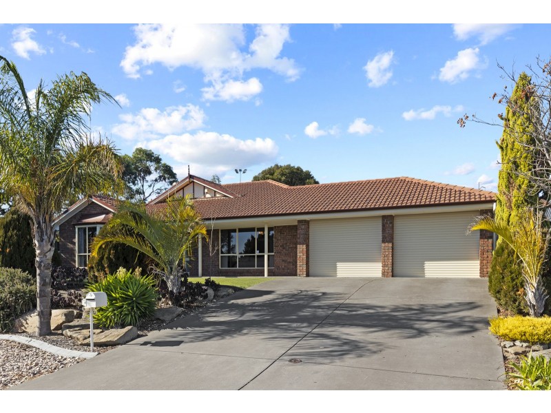 4 Stuart Court, Hallett Cove SA 5158