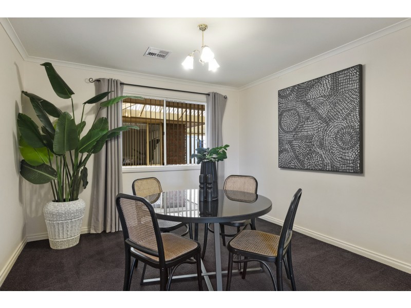 4 Stuart Court, Hallett Cove SA 5158