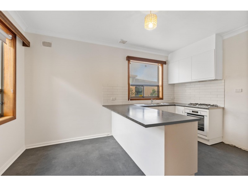 24 Lincoln Avenue, Warradale SA 5046