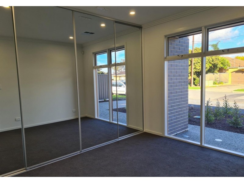 2B Sherwood Drive, Oaklands Park SA 5046