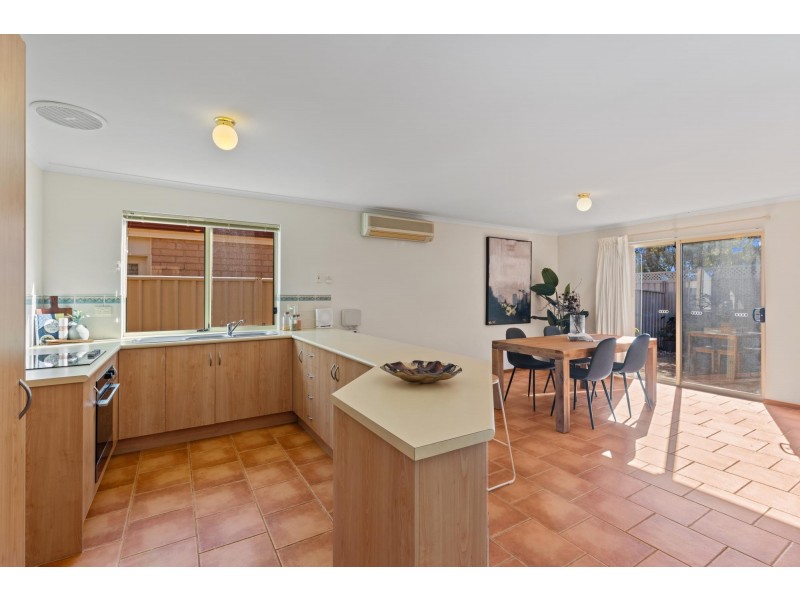 15/1 Island Way, Seaford SA 5169