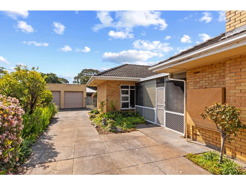 7 Pine Avenue, Warradale SA 5046