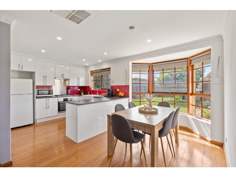 7/11 Cook Crescent, Warradale SA 5046