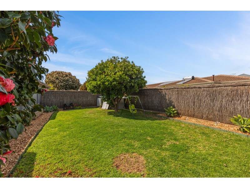 7/11 Cook Crescent, Warradale SA 5046