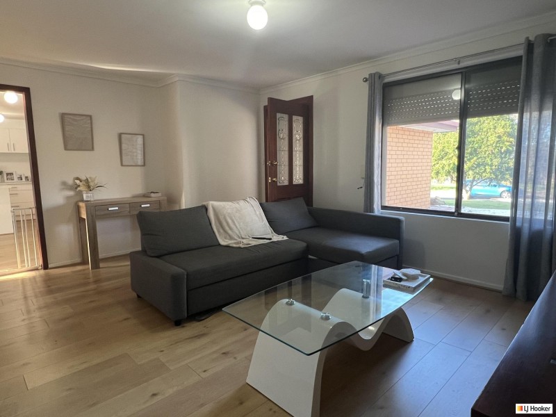 9 Parkes Avenue, Woodcroft SA 5162