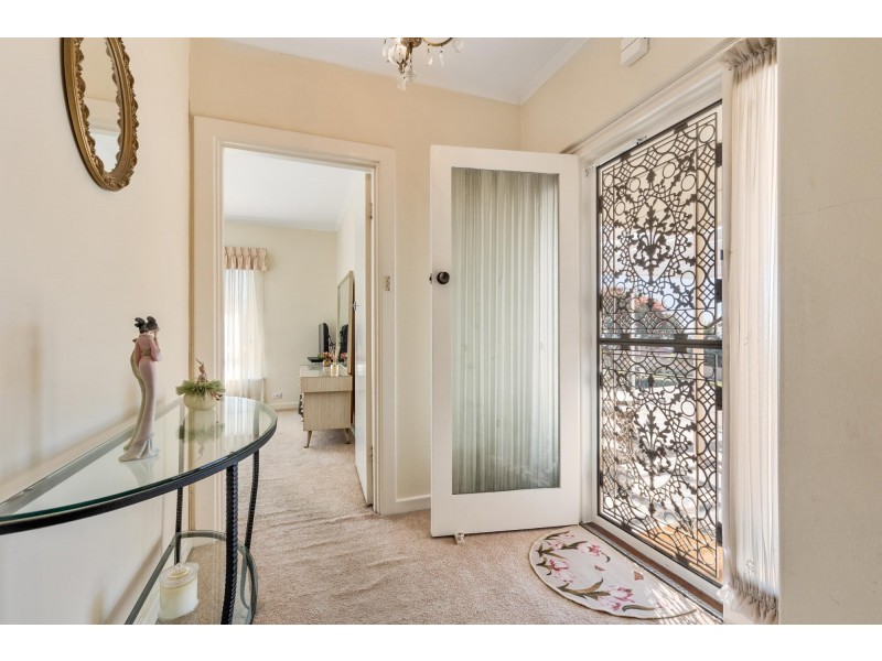 12 Ross Street, Seaview Downs SA 5049