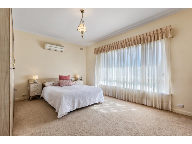 12 Ross Street, Seaview Downs SA 5049