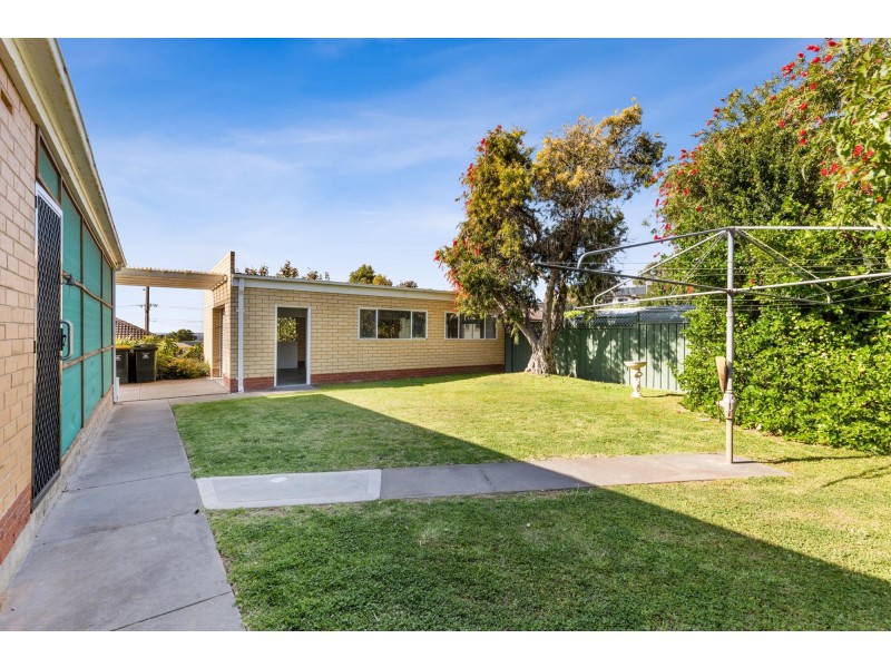 12 Ross Street, Seaview Downs SA 5049