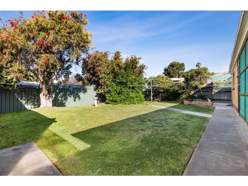 12 Ross Street, Seaview Downs SA 5049