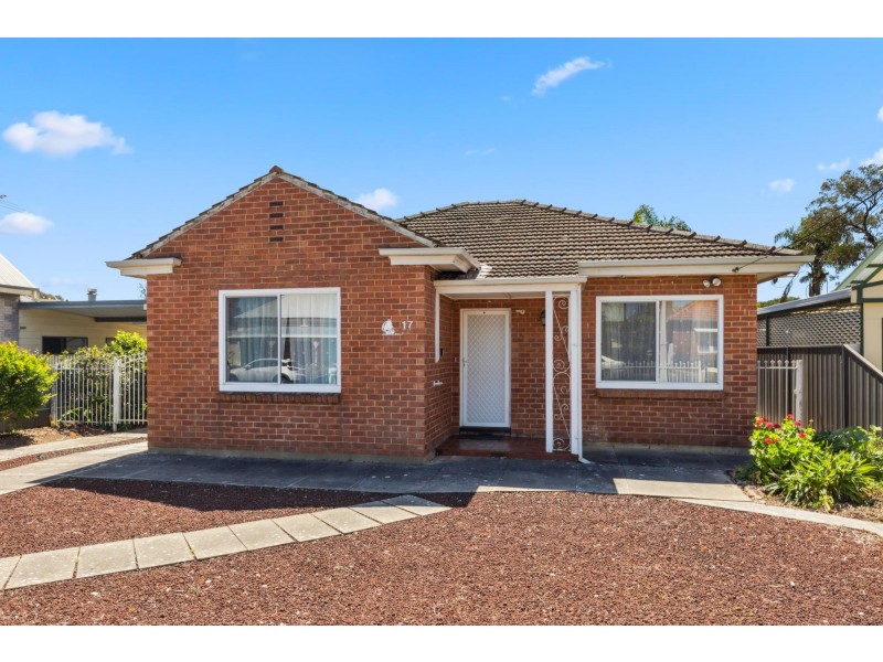 17 Dinwoodie Avenue, Clarence Gardens SA 5039