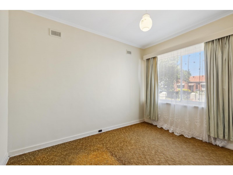 17 Dinwoodie Avenue, Clarence Gardens SA 5039