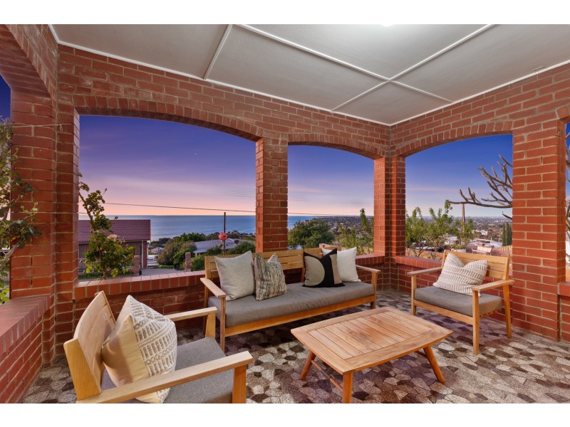 6 Ronald Crescent, Marino SA 5049