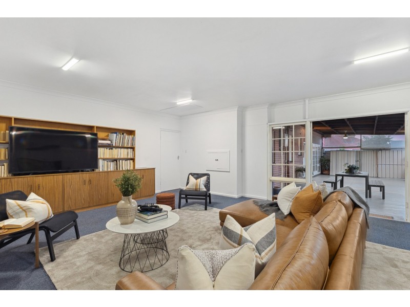 6 Ronald Crescent, Marino SA 5049