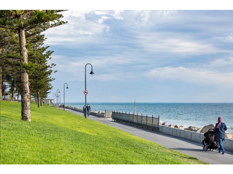 6/4 Bristol Place, Glenelg South SA 5045