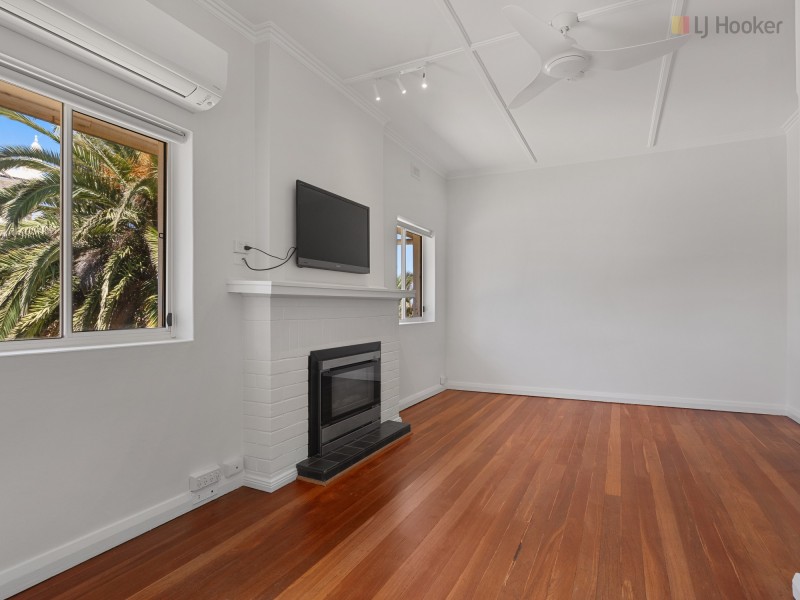 8/31 South Esplanade, Glenelg South SA 5045