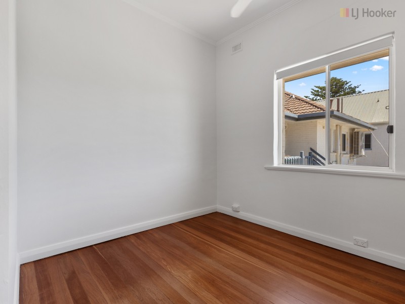 8/31 South Esplanade, Glenelg South SA 5045