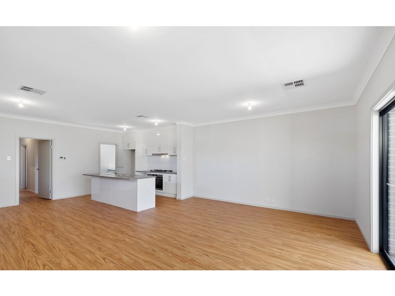 44A English Avenue, Clovelly Park SA 5042