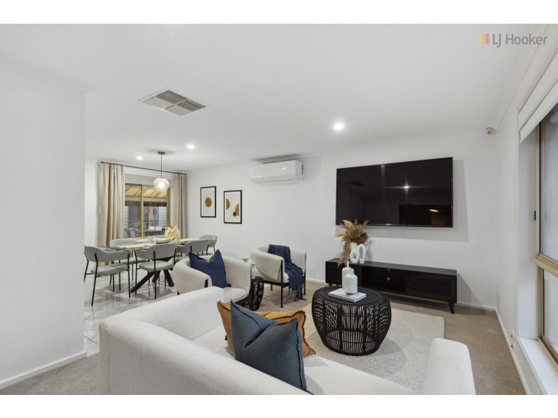 2 Hibiscus Court, Morphett Vale SA 5162