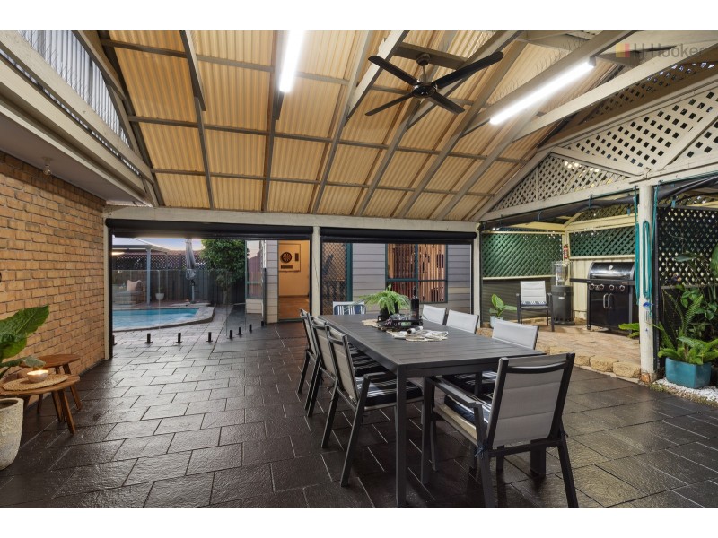 2 Hibiscus Court, Morphett Vale SA 5162