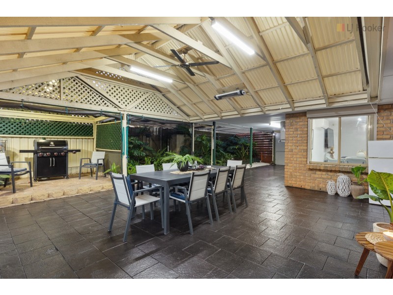 2 Hibiscus Court, Morphett Vale SA 5162