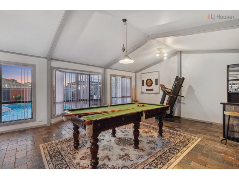 2 Hibiscus Court, Morphett Vale SA 5162