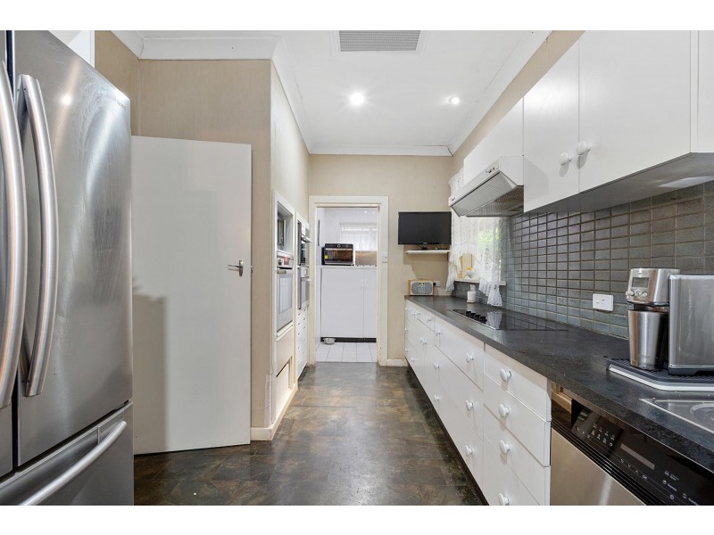 24 Elese Avenue, Campbelltown SA 5074