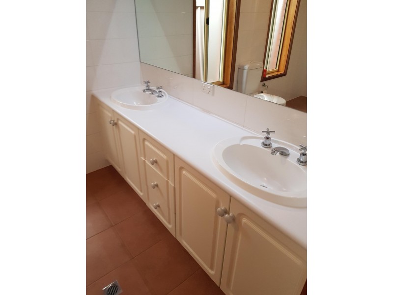 3 Westbury Court, Oakden SA 5086