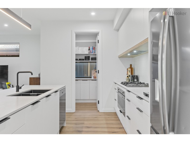 5A Whiteleaf Crescent, Glengowrie SA 5044