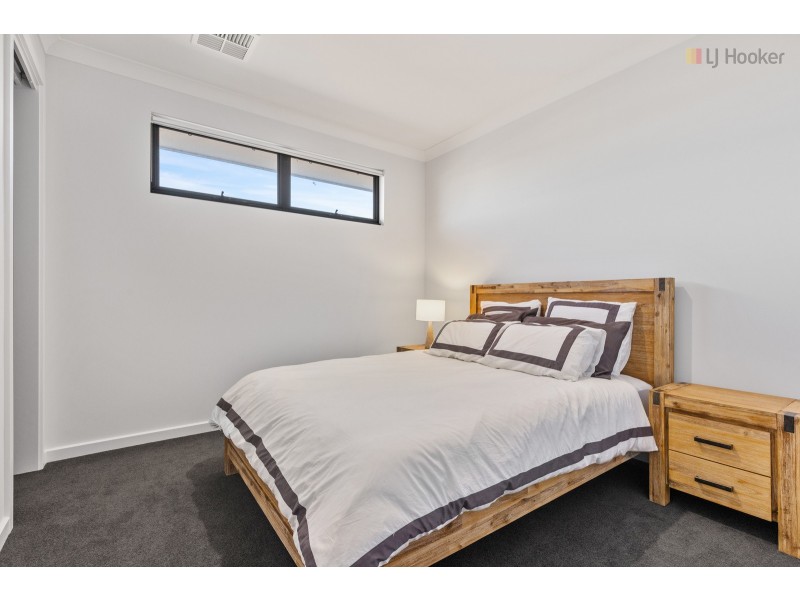 5A Whiteleaf Crescent, Glengowrie SA 5044