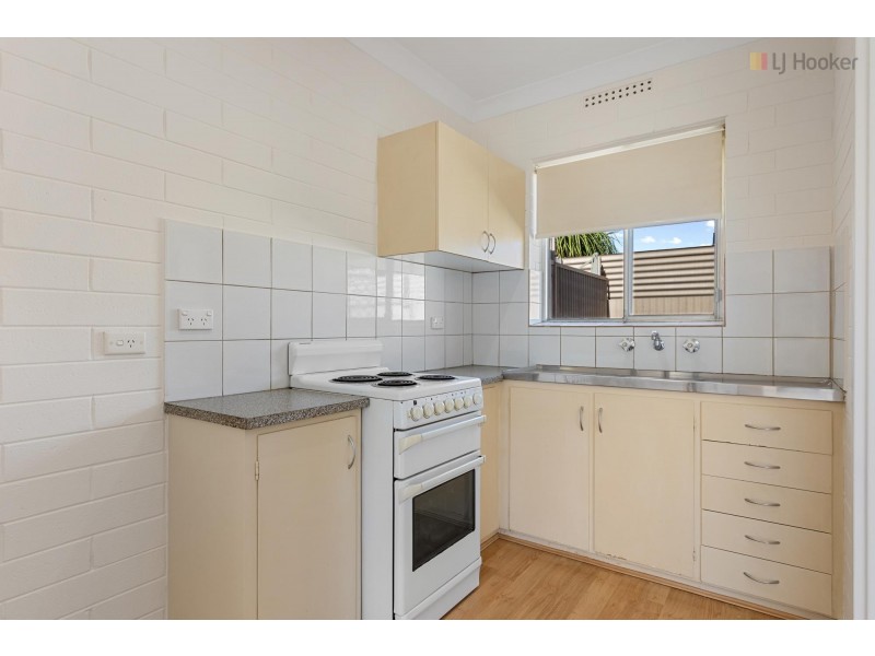 Unit 4/1 Halsey Road, Fulham SA 5024