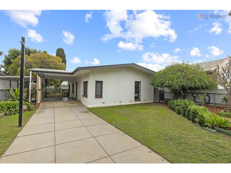 16 Oaklands Road, Somerton Park SA 5044