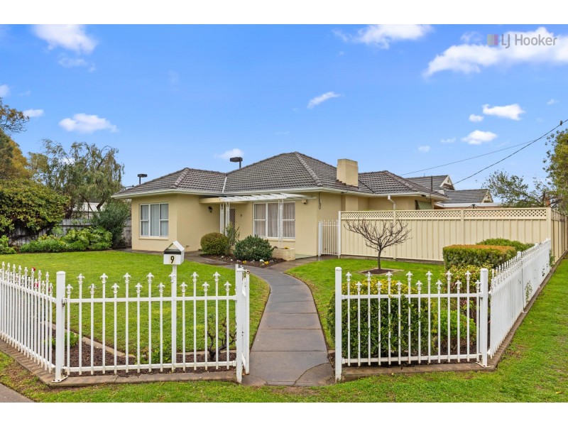 9 Walkley Avenue, Warradale SA 5046