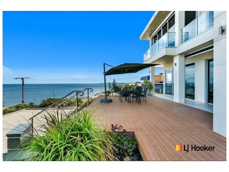 2 Marine Parade, Marino SA 5049