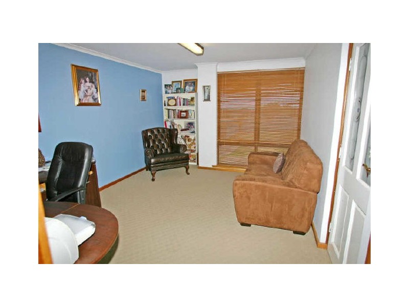 32 Kurnabinna Terrace, Hallett Cove SA 5158