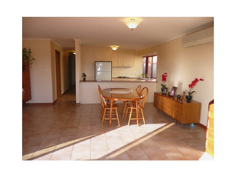 1 Arnold Drive, Mitchell Park SA 5043