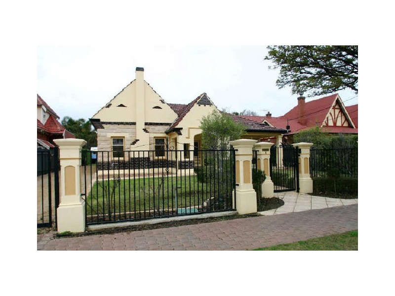 4 St Peters Street, Glenelg East SA 5045