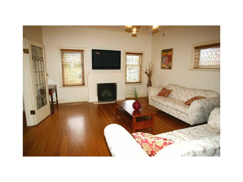 4 St Peters Street, Glenelg East SA 5045