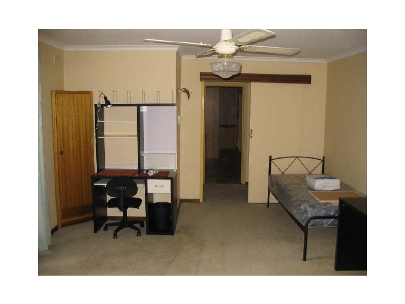 18 Heath Street, Bedford Park SA 5042