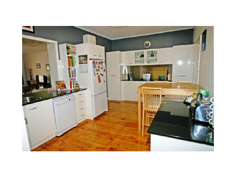 2A Marlborough Street, Brighton SA 5048