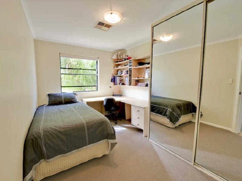 21 Cormorant Drive, Hallett Cove SA 5158
