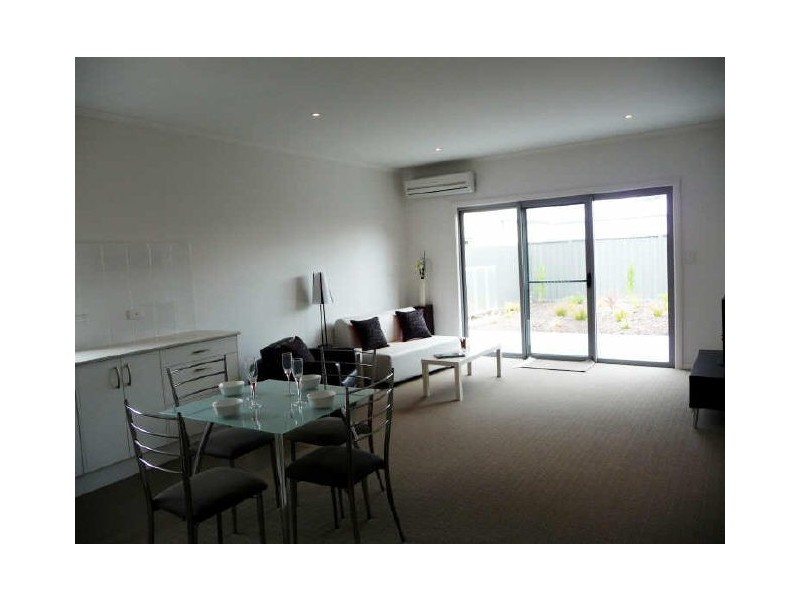 8B Rugby Street, Dover Gardens SA 5048