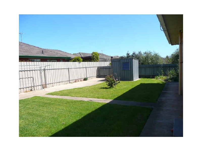 4/3 Seaton Terrace, Seaton SA 5023