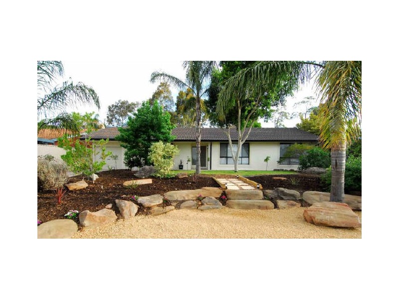 12 James Road, Happy Valley SA 5159