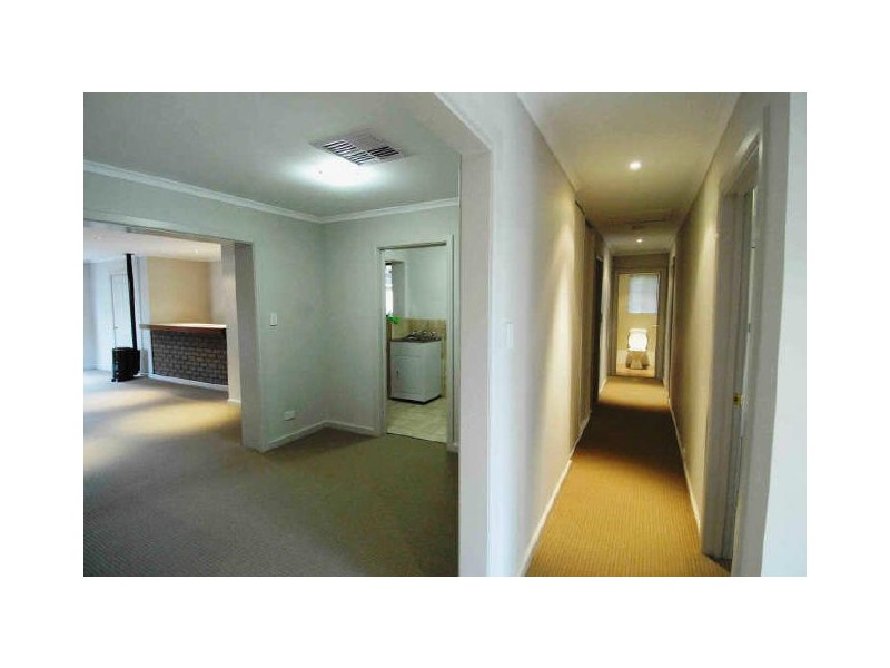 12 James Road, Happy Valley SA 5159