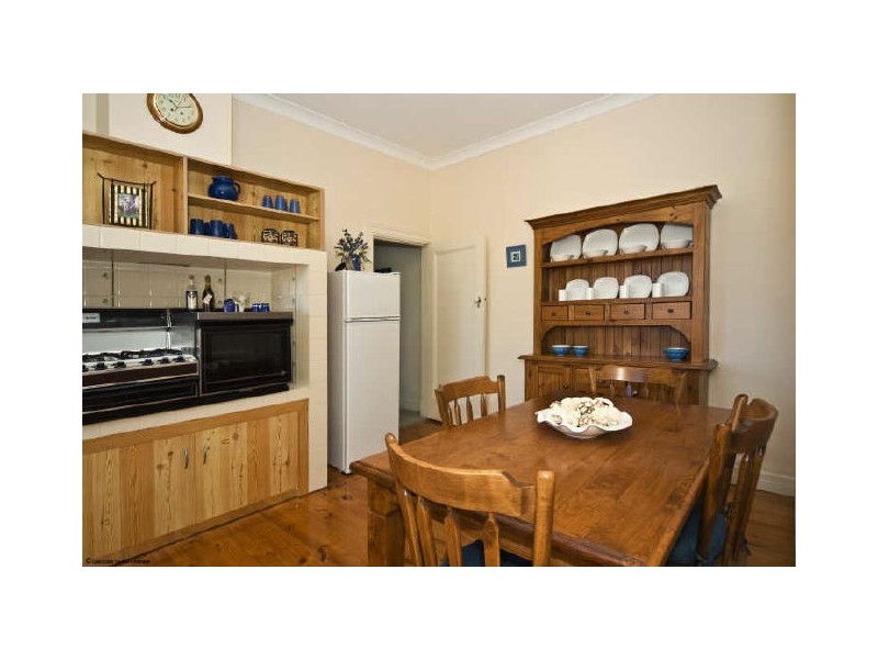 6/8 Giles Avenue, Glenelg SA 5045